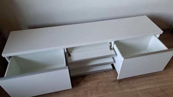 Meuble TV Ikea Besta Burs provenance Suède